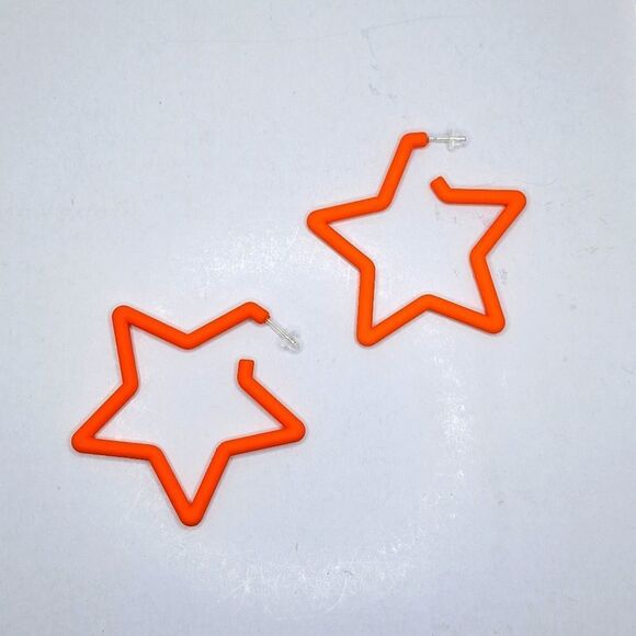 Bright orange matte finish star shape hollowed earrings - Picture 1 of 2